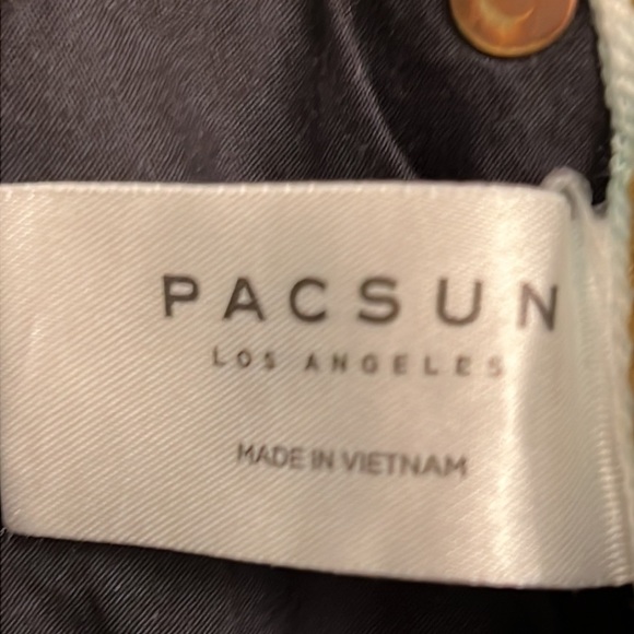 Pacsun ladies shorts. - Picture 6 of 7